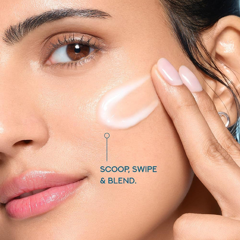 Pond's Super Light Gel Oil-Free Moisturizer with Hyaluronic Acid & Vitamin E