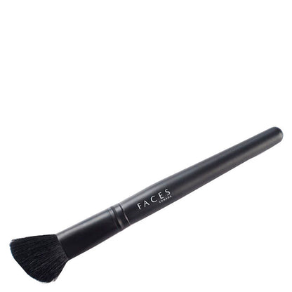 Faces Canada Blush Brush – Easy Swipe - image 2