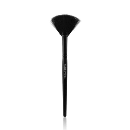 Faces Canada Highlighter Fan Brush – Wide Fan Brush For Precise To Wide Coverage - Faces Canada