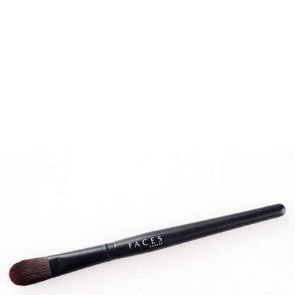 Faces Canada Foundation Brush - 1 Pc – Easy Swipe - image 2