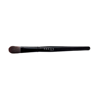 Faces Canada Foundation Brush - 1 Pc – Easy Swipe - Faces Canada