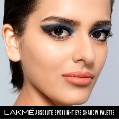 Lakme Absolute Spotlight Eye Shadow Palette, Smokin Glam (12 g) - Image 3
