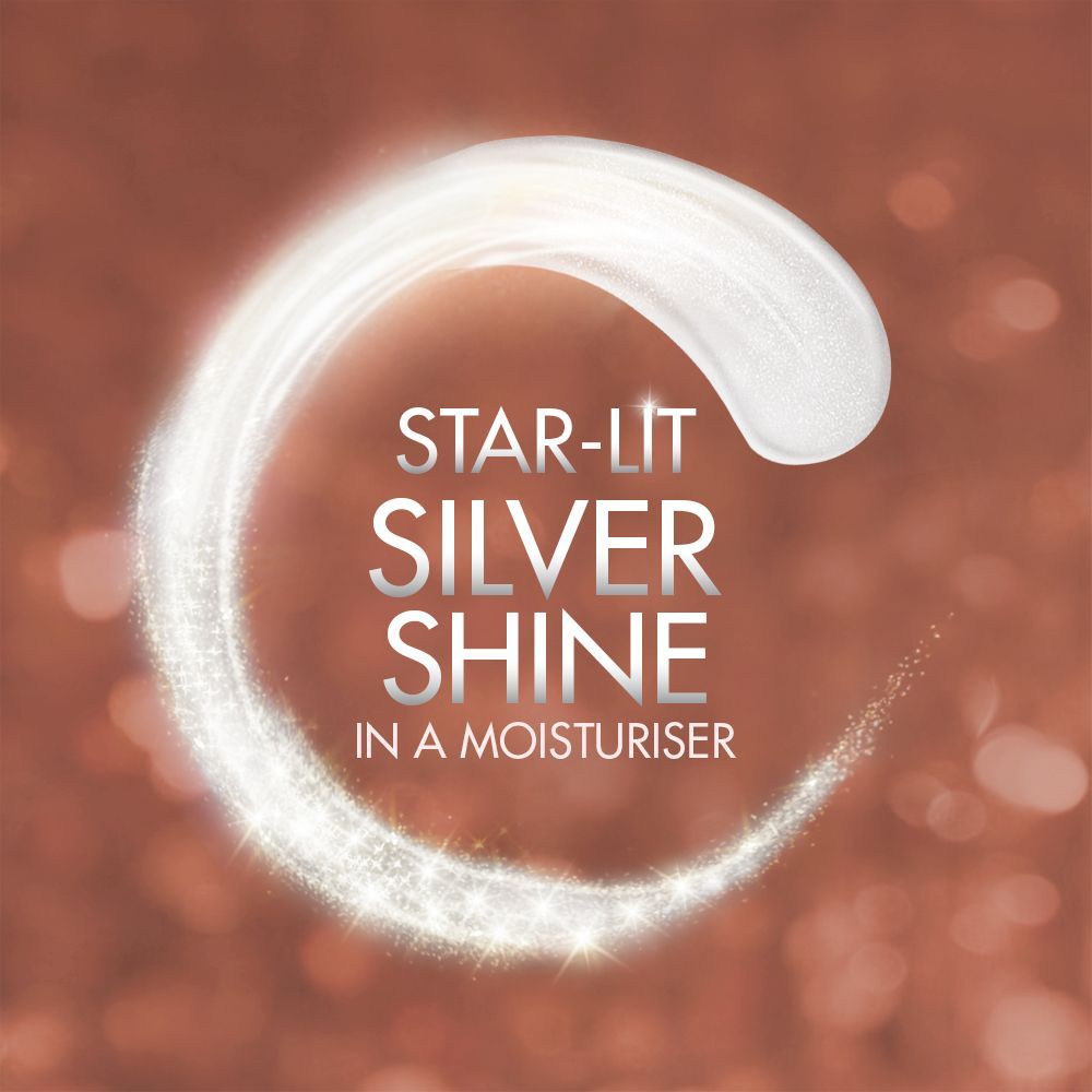 Lakme Lumi Strobe Cream - Highlighter + Moisturizer + Primer With Hyaluronic Acid & Niacinamide - Silver – 60 g - Image 4