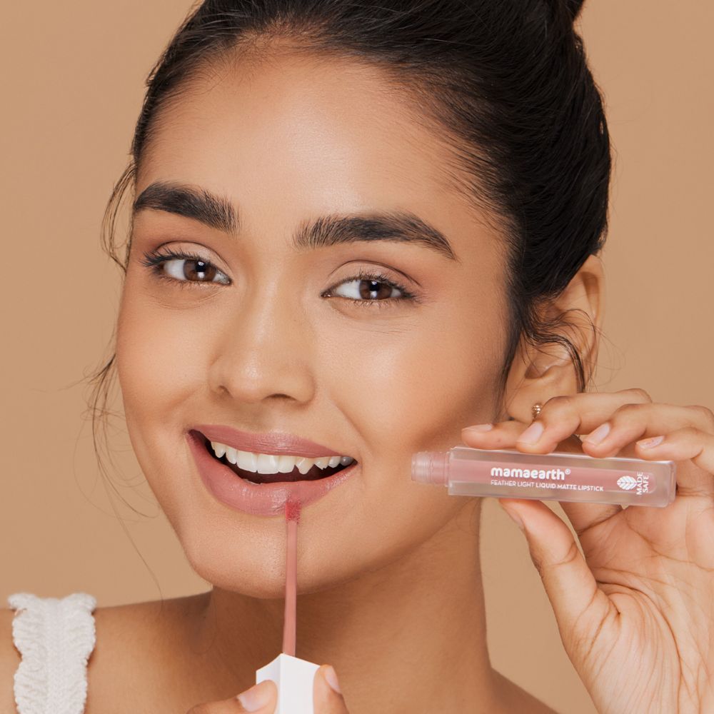 Mamaearth Feather Light Liquid Matte Lipstick with Coconut & Vitamin E - 05 Nude Brown - 3.5 ml - Image 2