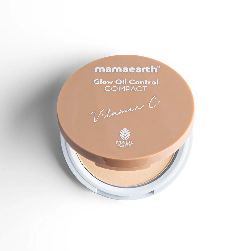 Mamaearth Glow Serum Foundation with Vitamin C & Turmeric for 12-Hour Long Stay - 01 Ivory Glow (30 ml) + Mamaearth Glow Oil Control Compact SPF 30 with Vitamin C & Turmeric for 2X Instant Glow - 02 Creme Glow (9 gm) - Image 4
